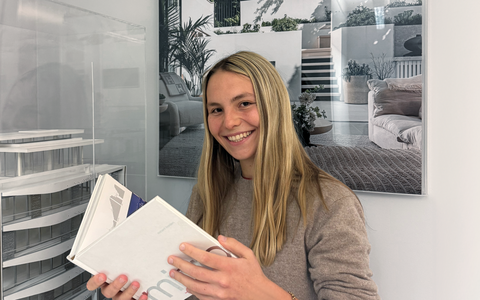 amber-jacobs-large-697390c7cf2f0.png (Project Featured)