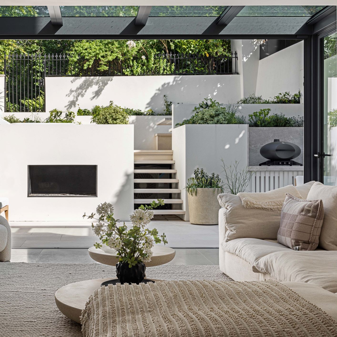 garden-hr-01-resized-6986039f1f039.jpg (original)