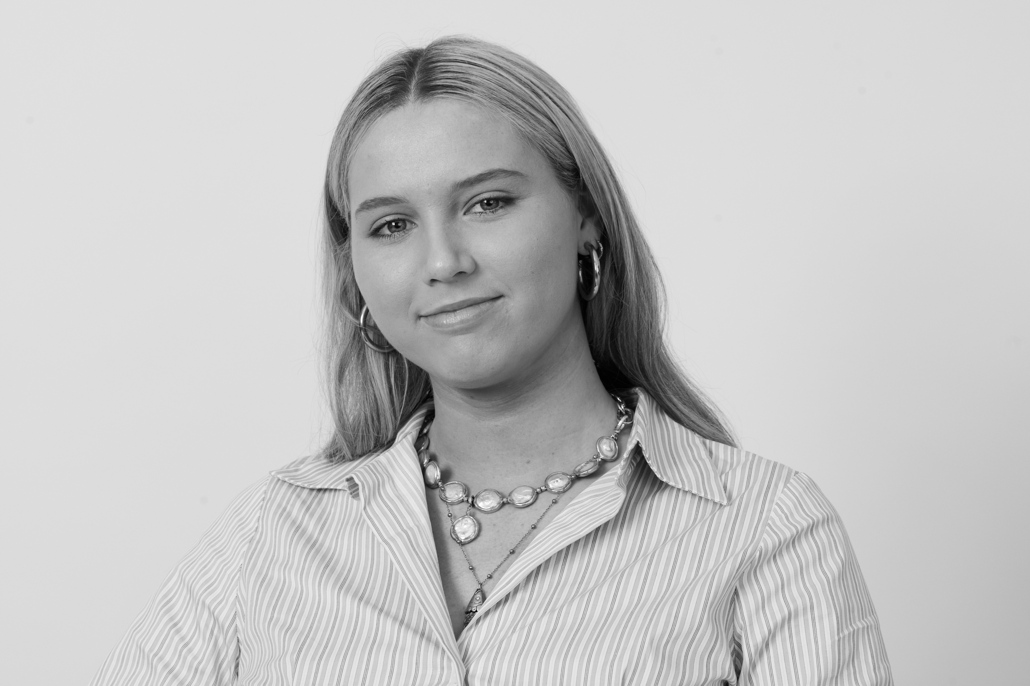 lulu-b-w-69b3dcf638214.png (original)