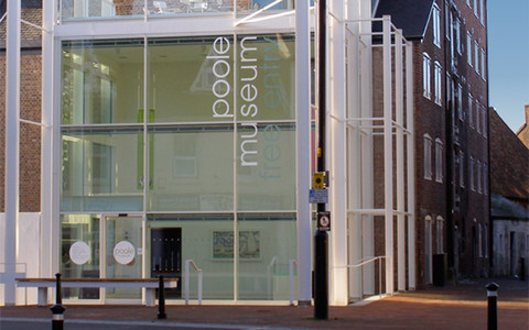 poolewaterfrontmuseum-01-5a202f6725775.jpg (Project Wall Image)